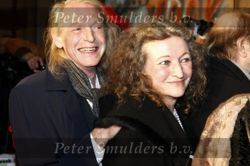 Amsterdam 11 maart 2008
Het boekenbal in de stadsschouwburg van Amsterdam. Simon Vinkenoog met vrouw
Peter Smulders bv