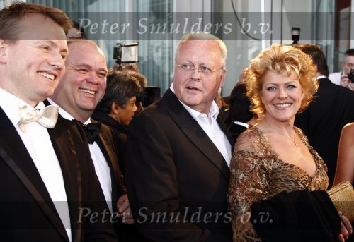 Rotterdam 20 april 2008
Premiere les Miserables  in het nieuwe Luxor theater. Paul de Leeuw en Stefan Nugter en Simone Kleinsma met Guus Verstraten
Peter Smulders bv