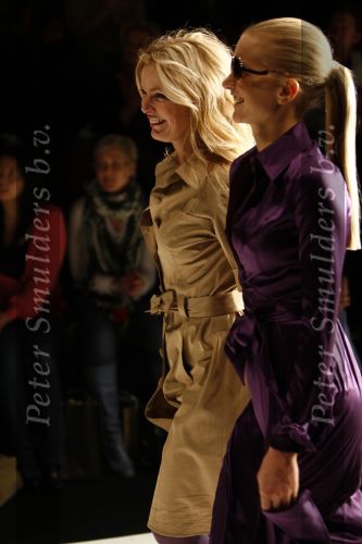 Amsterdam 28 januari 2008
Modeshow van oa Simone v Trojen op de amsterdam fashion week.