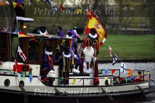 Sinterklaas op de boot