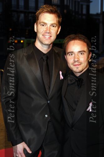 Amsterdam 29 september 2008
Pink Ribbon gala in het concert gebouw.Sipke Jan Bousema met vriend
Peter Smulders bv