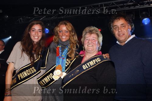 Kaatsheuvel 25 november 2007
Princess kerstborrel in de efteling. Sjoukje Dijkstra Inge de Bruijn   hockeyster...en Aad Ouborg
