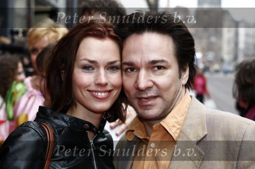 Amsterdam 4 april 2009
Premiere Limo in Tuschinski. Spiros met zijn vriendin
Peter Smulders bv