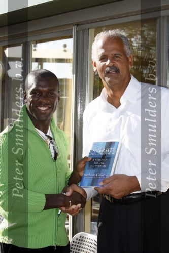 Amsterdam 14 oktober 2007
Stedman Graham ( ex Ophrah Winfrey op bezoek in Nederland. Hij ging varen met boot door de amsterdamse grachten en Golfen. Stedman met Jurgen Raymann en Clarence Seedorf