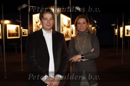 Hilversum 13 december 2007
Presentatie boek en opening expositie van Sacha de Boer en Stefan Heijendael in beeld en geluid op het mediapark.