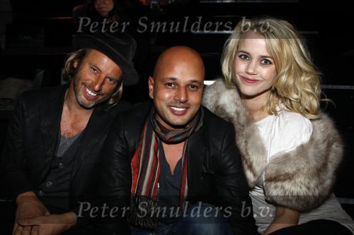 Amsterdam 23 januari 2008
Modeshow Blue Blood tijdens amsterdam fashion week. Maria Kooistra met man steve te pas