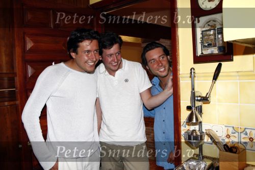 Marbella 24 april 2008
Binnenkijken bij de familie Kazan. Wendy Oscar Renzo Mara en Steven Gazan in hun huis in Marbella.
Peter Smulders bv