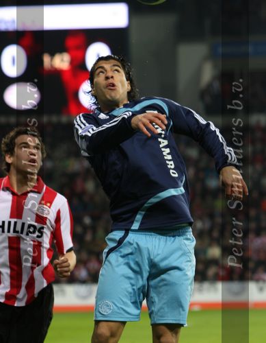 Eindhoven, 19 Maart 2008 Kompetitiewedstrijd PSV-AJAX, eindstand 0-0 
Seizoen 2007/2008
Suarez in duel met Dirk Marcellis