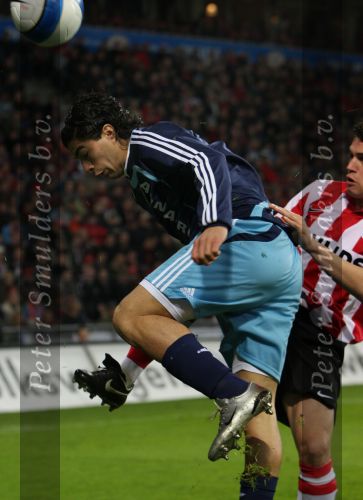 Eindhoven, 19 Maart 2008 Kompetitiewedstrijd PSV-AJAX, eindstand 0-0 
Seizoen 2007/2008
Suarez in duel met Dirk Marcellis