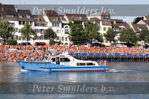 Basel 21 juni 2008
Nederland speelt in de 1/4 finale op de ek tegen Rusland. In Basel lopen 150000 supporters van Nederland en maken er een feestje van.