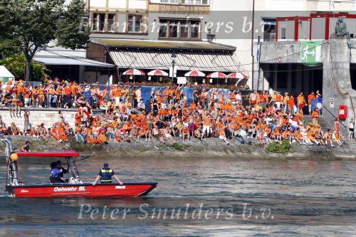 Basel 21 juni 2008
Nederland speelt in de 1/4 finale op de ek tegen Rusland. In Basel lopen 150000 supporters van Nederland en maken er een feestje van.