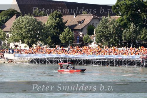 Basel 21 juni 2008
Nederland speelt in de 1/4 finale op de ek tegen Rusland. In Basel lopen 150000 supporters van Nederland en maken er een feestje van.