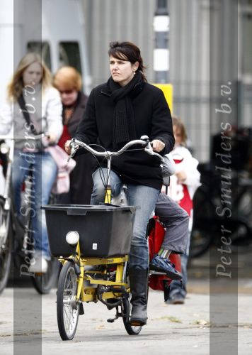 Amsterdam 22 september 2008
Susan Visser met zoontje op bakfiets.