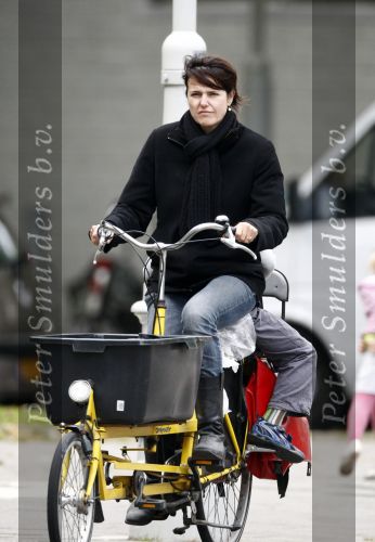 Amsterdam 22 september 2008
Susan Visser met zoontje op bakfiets.