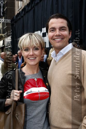 Amsterdam 14 mei 2009
Opening G star winkel op de pc hooftstraat. Suze Mens met vriend
Peter Smulders bv