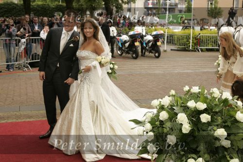 Heemskerk 10 juni 2005
Rafael v d Vaart en Sylvie v d Vaart trouwen.