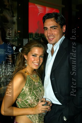 Utrecht 12 december 2002
Presentatie Playboy met Sonja Silva
Sylvie Meis met ex-vriend
Sylvie v d Vaart