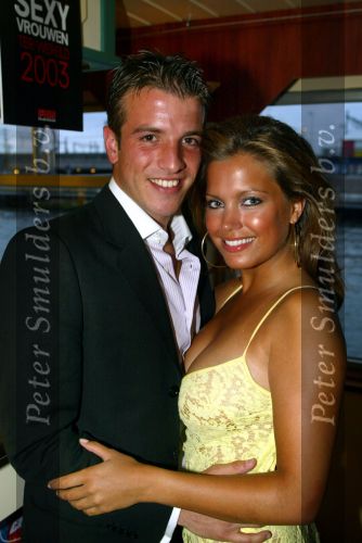 Amsterdam 22 mei 2003
FHM party op boot
Sylvie v d Vaart en rafael v d vaart
