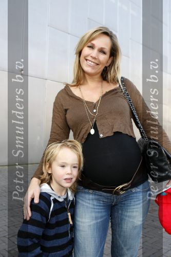 Amsterdam 6 oktober 2007
Premiere Kabouter Plop film in pathe arena. Een zwangere Tanja Jess met zoon Billie