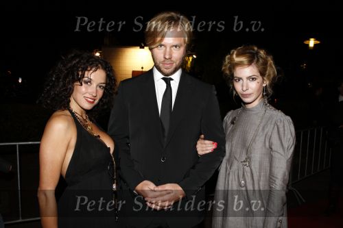 Utrecht 27 september 2008
Premiere Wapen van Geldrop in schouwburg van Utrecht. Thijs Romer is de regisseur. Thijs Met Katja Schuurman en Tra Elders
Peter Smulders bv
