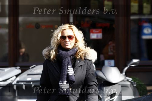 Amsterdam 4 maart 2008
tatjana met haar nieuwe vriend Ronnie Rosenbaum koffie drinken op de beethovenstraat.
Peter Smulders bv