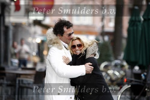 Amsterdam 25 maart 2008
Tatjana verliefd met haar nieuwe vriend Ronnie Rosenbaum op de beethovenstraat.
Peter Smulders bv