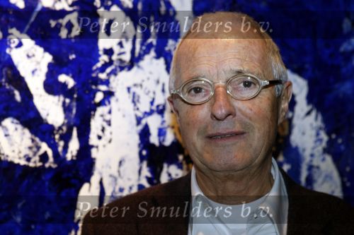 Amsterdam 7 december 2007
Theo Heuft met vriendin op de miljonairsfair. Hij verkoopt tegenwoordig kunst.