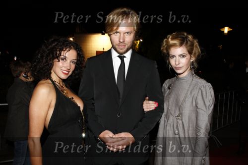 Utrecht 27 september 2008
Premiere Wapen van Geldrop in schouwburg van Utrecht. Thijs Romer is de regisseur. Thijs Met Katja Schuurman en Tra Elders
Peter Smulders bv