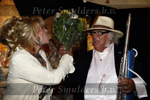 Noordwijk 17 mei 2009
Feest Astrid Engels bij de hotels van Oranje. Thijs v Leer met vriendin
Peter Smulders bv