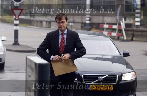 Amsterdam 29 oktober 2007
Rechtzaak ivm kinderporno en prinses Amalia in de rechtvbbank van amsterdam.Thomas v Leeuwen van de hofhouding.