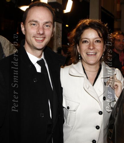 Amsterdam 11 maart 2008
Het boekenbal in de stadsschouwburg van Amsterdam. Thomas v Luyn met vrouw
Peter Smulders bv