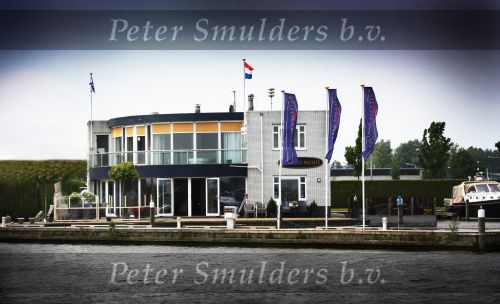 Het hoofdkantoor van Thomas Yachts in Sneek 2008