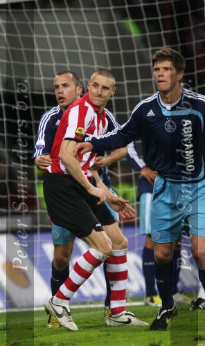 Eindhoven, 19 Maart 2008 Kompetitiewedstrijd PSV-AJAX, eindstand 0-0 
Seizoen 2007/2008
Timmy Simons in het doel samen met John Heitinga en Klaas Jan Huntelaar