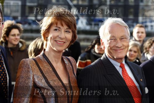 Amsterdam 1 februari 2008
Feest koningin Beatrix en Prinses Margriet voor hun 70e en 65e verjaardag in Carre.
Tineke de Groot met vriend ... Fabius