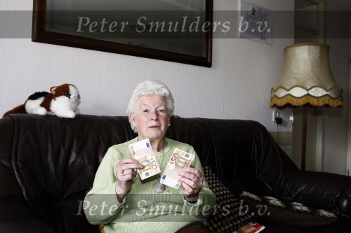 Culemborg 18 maart 2009
Tini Boomhouwer voor de 100 euro aktie van Story.
Peter Smulders bv