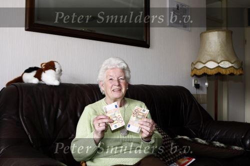 Culemborg 18 maart 2009
Tini Boomhouwer voor de 100 euro aktie van Story.
Peter Smulders bv