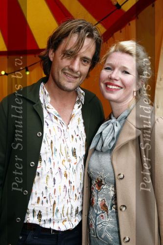 Amsterdam 3 mei 2009
Premiere van de laatste dagen van Emma blank in het ketelhuis. Tjitske Reidinga met haar man Croiset
Peter Smulders bv
