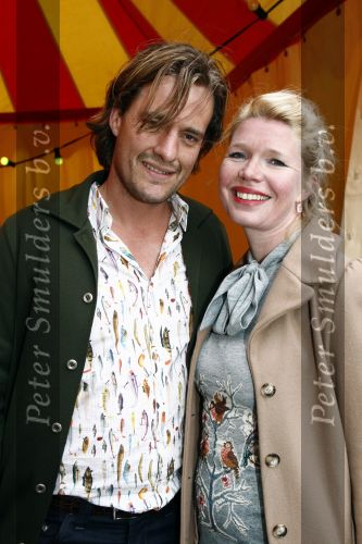 Amsterdam 3 mei 2009
Premiere van de laatste dagen van Emma blank in het ketelhuis. Tjitske Reidinga met haar man Croiset
Peter Smulders bv