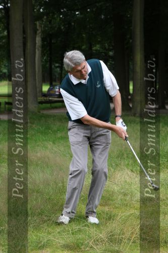 Sint Michielsgestel, 7 Juli 2008
NK senioren heren professionals op GC de Dommel
Tom O Mahoney met o.a. zijn caddy en Jan Dorrenstein