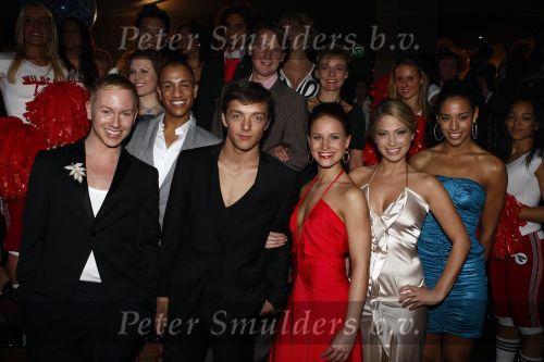 Tilburg 25 januari 2009
Premiere High school musical in de schouwburg van Tilburg met in de hoofdrollen Tommie Christiaan Nathalie v Gent Sarah Chronis Paul Boereboom Maickel Leijenhorst en Natalie la Rose.
Peter Smulders bv