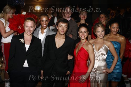 Tilburg 25 januari 2009
Premiere High school musical in de schouwburg van Tilburg met in de hoofdrollen Tommie Christiaan Nathalie v Gent Sarah Chronis Paul Boereboom Maickel Leijenhorst en Natalie la Rose.
Peter Smulders bv