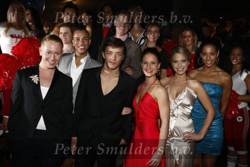 Tilburg 25 januari 2009
Premiere High school musical in de schouwburg van Tilburg met in de hoofdrollen Tommie Christiaan Nathalie v Gent Sarah Chronis Paul Boereboom Maickel Leijenhorst en Natalie la Rose.
Peter Smulders bv