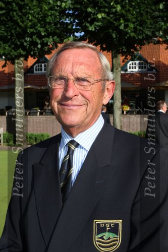 Sint Michielsgestel, 7 Juli 2008
NK senioren heren professionals op GC de Dommel
Ton Enthoven
Foto Peter Smulders BV Eindhoven