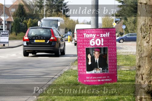 Hilversum 10 april 2008
Reclame bord bill board voor de 60e verjaardag van Tony Berkt in hilversum.
Peter Smulders bv