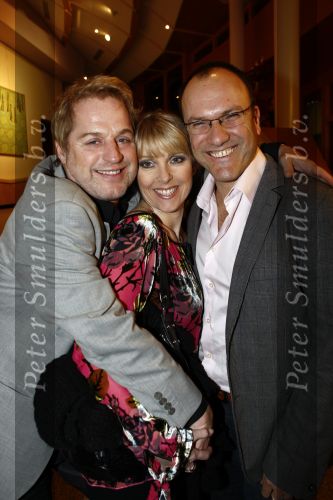 Hoorn 17 maart 2009
Premiere Five guys named moe in de schouwburg van Haarlem. Tony Neef met vriend en Joke de Kruif
Peter Smulders bv