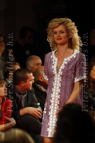 Amsterdam 2 maart 2009
Modeshow Jos Raak bij Loods 6 in Amsterdam. Tooske Ragas Breugem
Peter Smulders bv