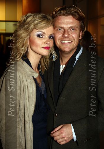 Amsterdam 2 maart 2009
Modeshow Jos Raak bij Loods 6 in Amsterdam. Tooske Ragas Breugem met man Bastiaan Ragas
Peter Smulders bv