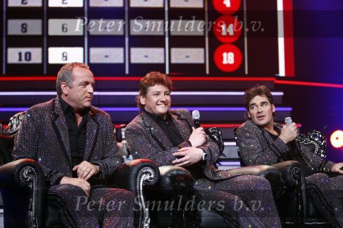 Hilversum 1 februari 2009
De toppers Gordon Rene Froger en Jeroen v d Boom tijdens het nationale songfestival in studio 22.
Jack v Gelder presenteert het programma.
Peter Smulders bv
