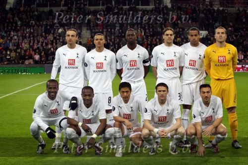Eindhoven, 12 Maart 2008
UEFA 1/8 finale PSV-Tottenham Hotspur FC, eindstand 0-1
PSV wint na verlenging en straschoppen met 6-5 en gaat door naar de 1/4 Finale
staande v.l.n.r.: Dimitar Berbatov Jermaine Jenas (8) Ledley King (c) Jonathan Woodgate Tom Huddlestone en Paul Robinson
Gehurkt v.l.n.r.: Pascal Chimbonda Didier Zokora Young Pyo Lee Robbie Keane Steed Malbranque
