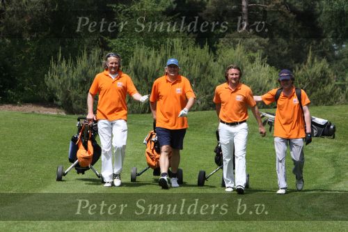 Ommen, 25 Mei 2009 Energy4all Golfdag 2009 op golfbaan Hooge Graven
met veel BN-ers, georganiseerd door golfpro Joost Hage en zijn vrouw Gina Hage
Twan Scheepers
Peter Smulders BV Eindhoven